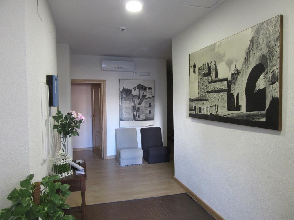 Hernan Cortes Hotel กาเซเรส ภายนอก รูปภาพ